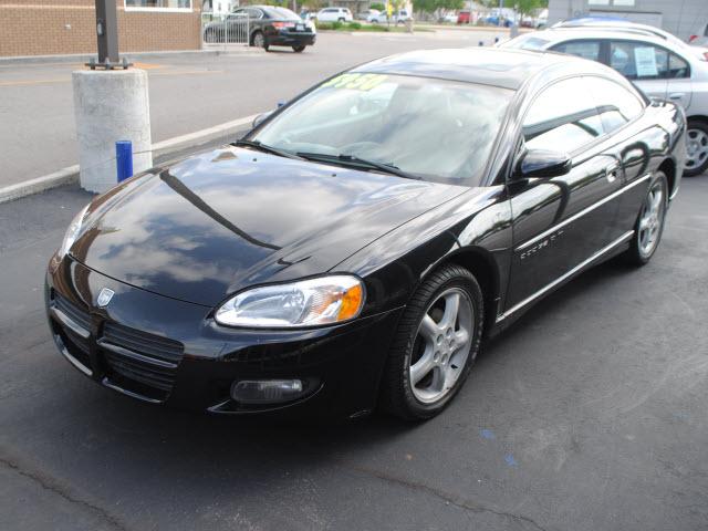 Photo of 2001 Dodge Stratus