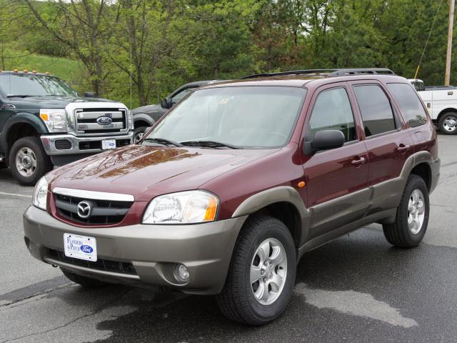 Photo of 2003 Mazda Tribute