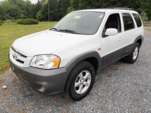 Photo of 2005 Mazda Tribute