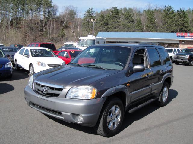 Photo of 2002 Mazda Tribute
