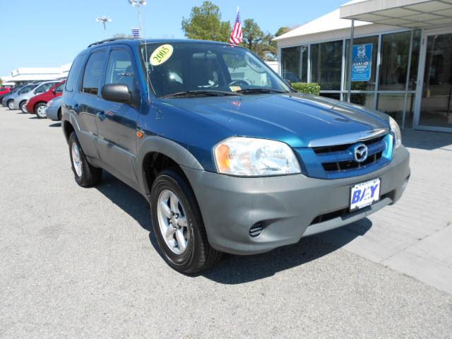 Photo of 2005 Mazda Tribute