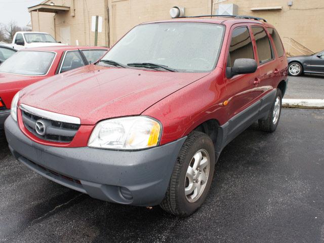 Photo of 2004 Mazda Tribute