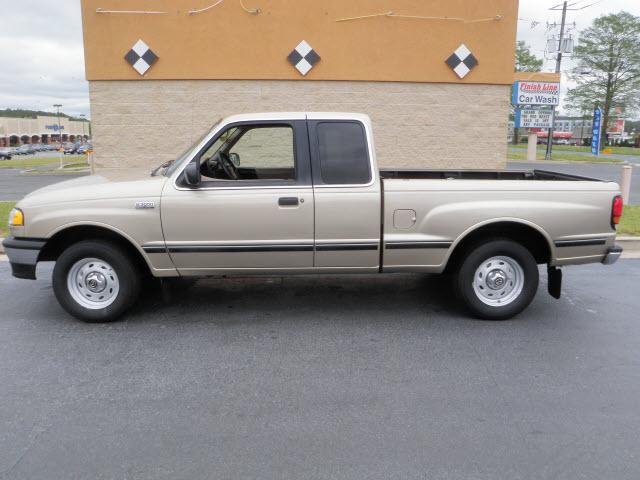 Photo of 1999 Mazda B3000