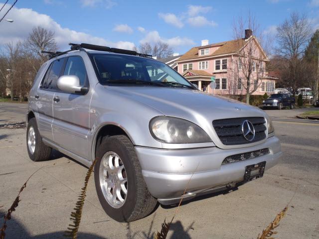 Photo of 2001 Mercedes-Benz M-Class