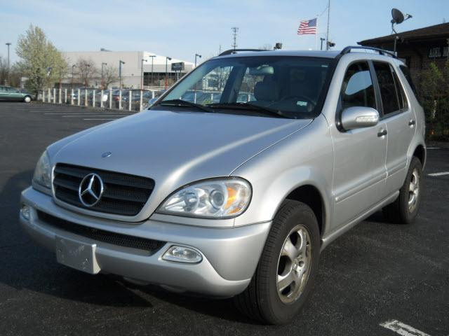 Photo of 2004 Mercedes-Benz M-Class