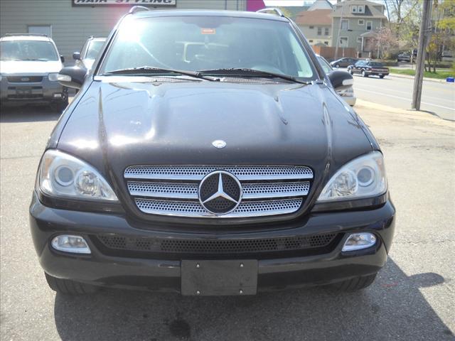 Photo of 2005 Mercedes-Benz M-Class