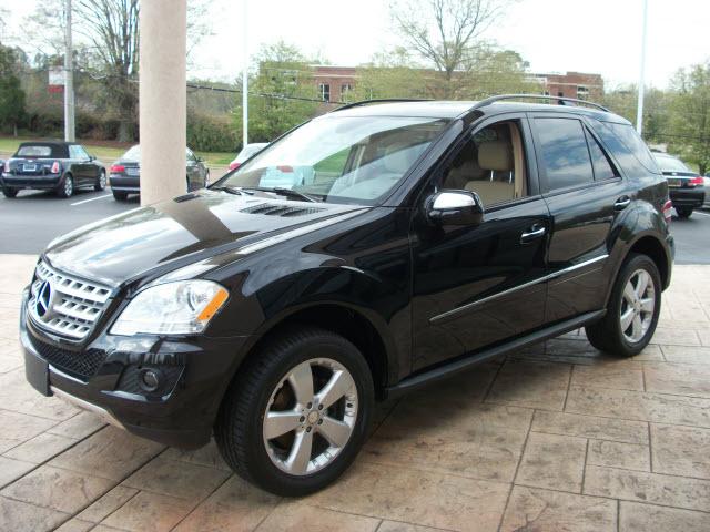 Photo of 2009 Mercedes-Benz ML350