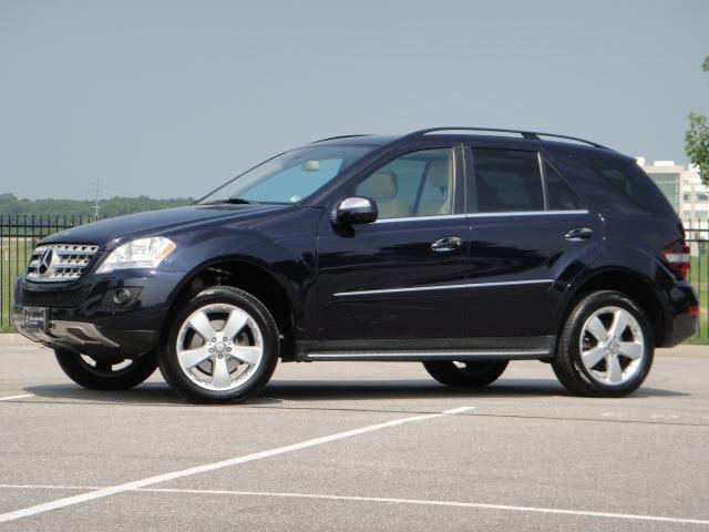 Photo of 2010 Mercedes-Benz M-Class