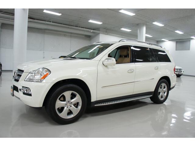 Photo of 2010 Mercedes-Benz GL-Class
