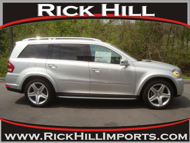 Photo of 2011 Mercedes-Benz GL550