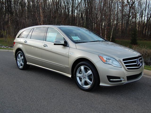 Photo of 2012 Mercedes-Benz R-Class