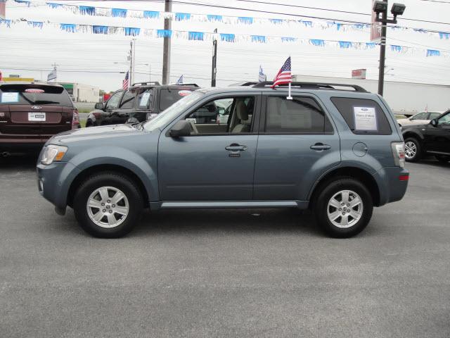 Photo of 2010 Mercury Mariner