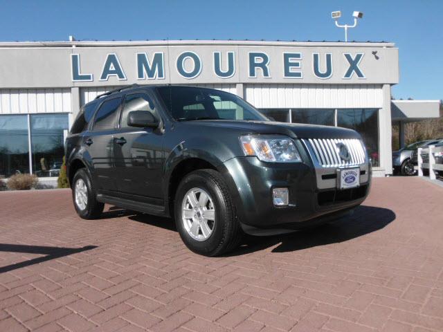 Photo of 2010 Mercury Mariner