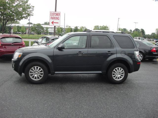 Photo of 2010 Mercury Mariner