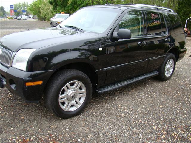 Photo of 2004 Mercury Mountaineer