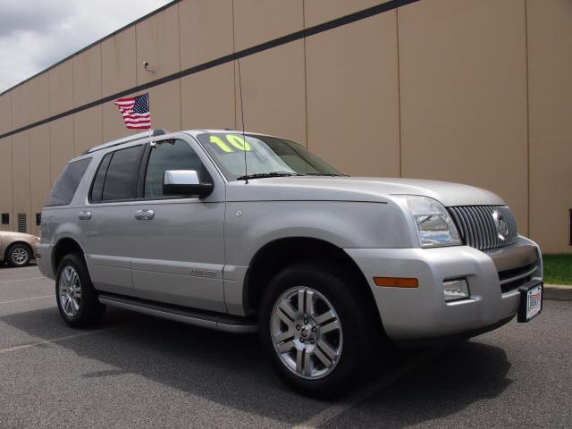 Photo of 2010 Mercury Mountaineer