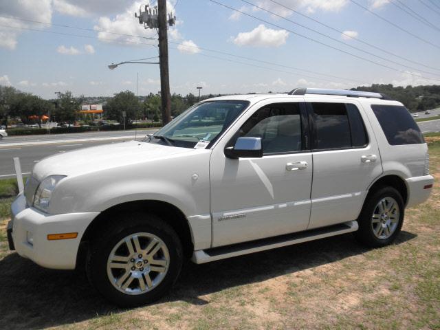Photo of 2008 Mercury Mountaineer