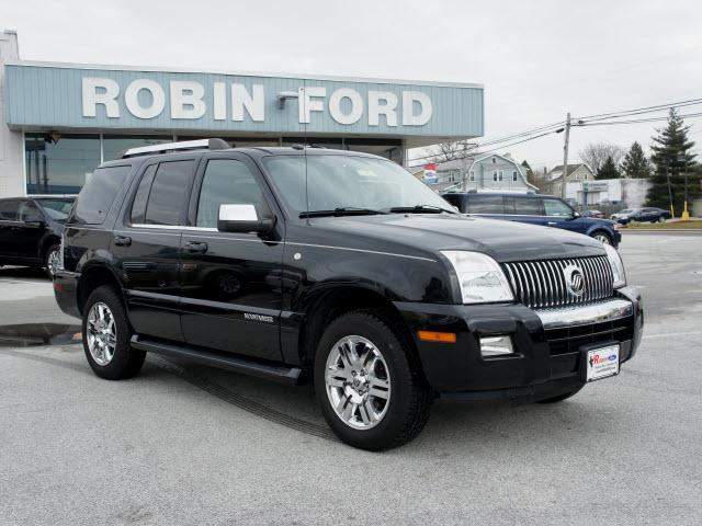 Photo of 2008 Mercury Mountaineer