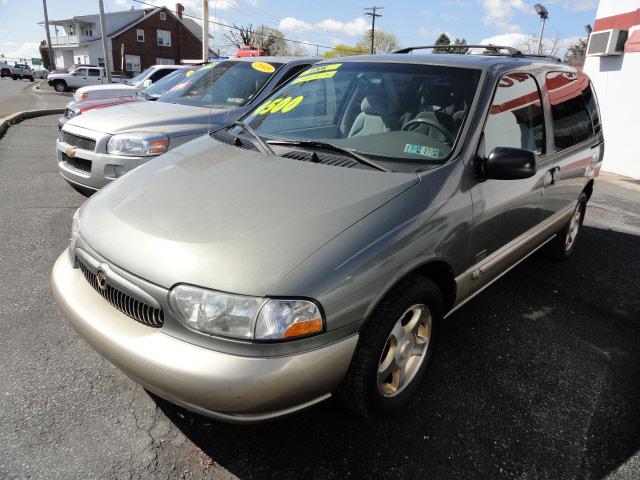 Photo of 1999 Mercury Villager