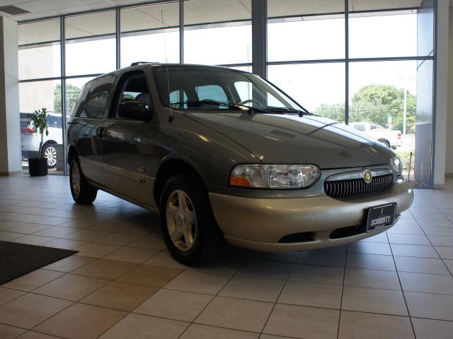 Photo of 1999 Mercury Villager
