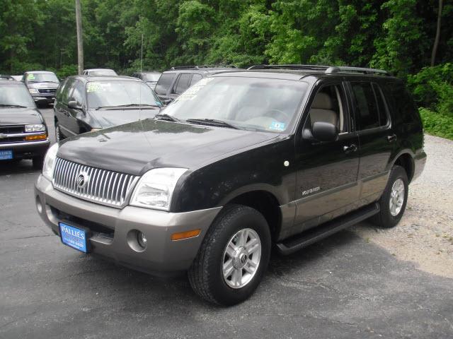 Photo of 2002 Mercury Mountaineer