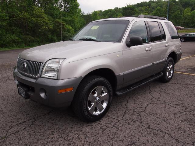 Photo of 2005 Mercury Mountaineer