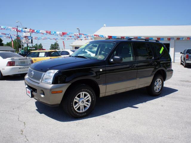 Photo of 2003 Mercury Mountaineer