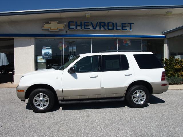 Photo of 2004 Mercury Mountaineer
