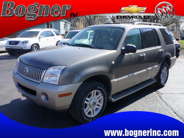Photo of 2004 Mercury Mountaineer