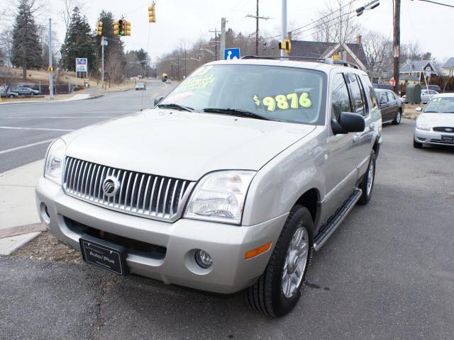 Photo of 2003 Mercury Mountaineer