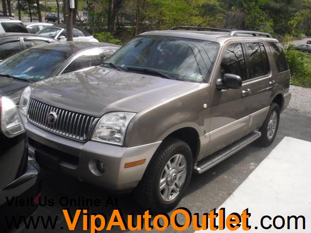 Photo of 2003 Mercury Mountaineer