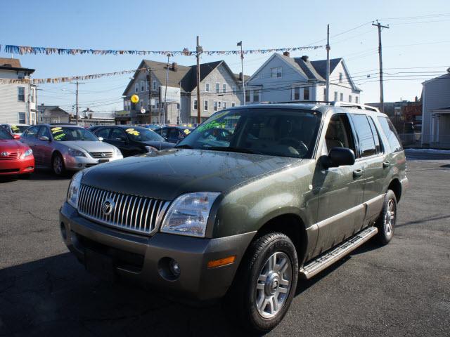 Photo of 2004 Mercury Mountaineer