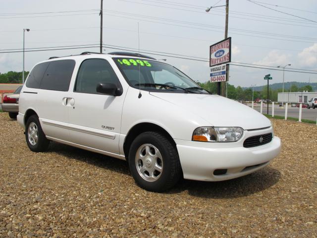 Photo of 2000 Nissan Quest