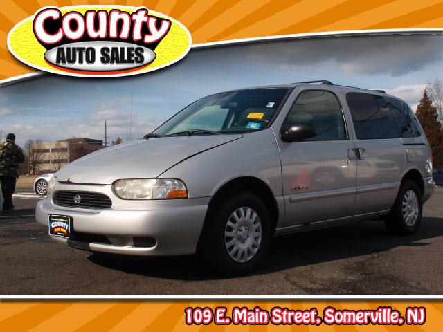 Photo of 1999 Nissan Quest