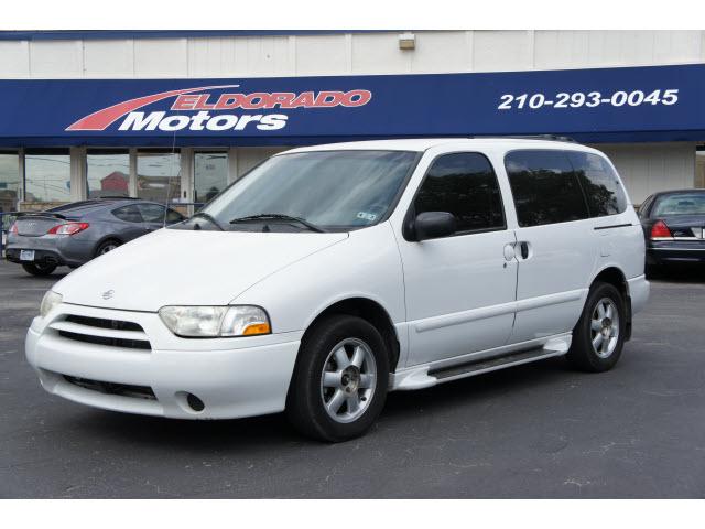 Photo of 2002 Nissan Quest