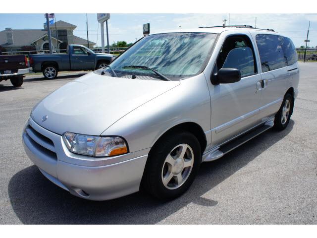 Photo of 2002 Nissan Quest