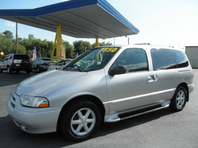 Photo of 2002 Nissan Quest
