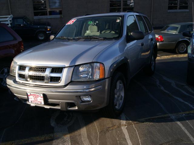 Photo of 2005 Isuzu Ascender