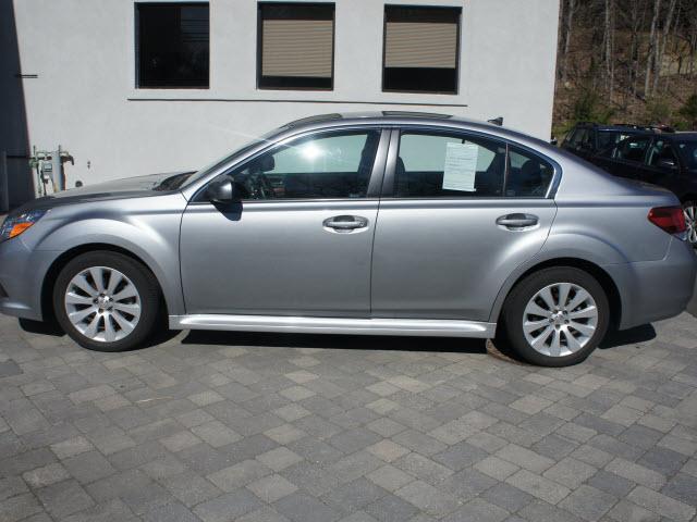 Photo of 2011 Subaru Legacy
