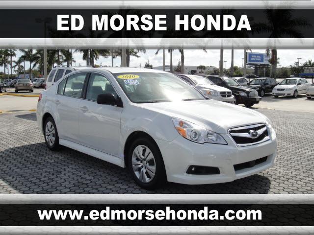Photo of 2010 Subaru Legacy