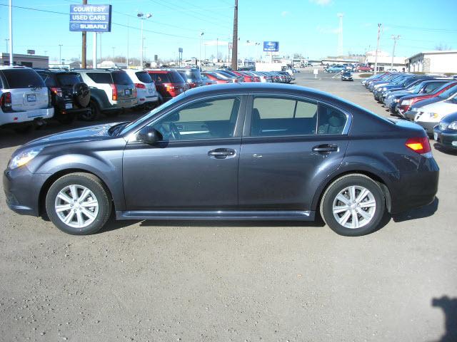 Photo of 2011 Subaru Legacy