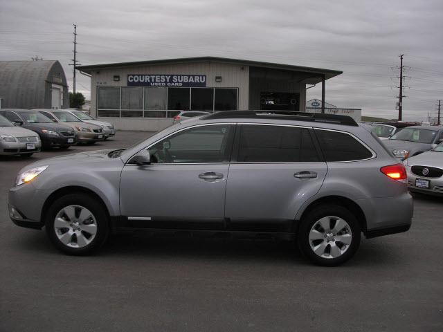 Photo of 2011 Subaru Outback