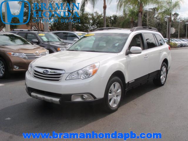 Photo of 2011 Subaru Outback