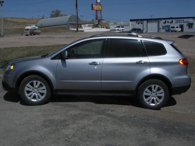 Photo of 2011 Subaru Tribeca