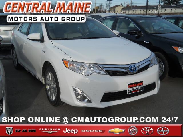 Photo of 2012 Toyota Camry Hybrid