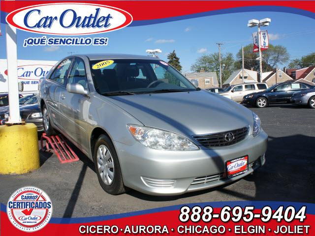 Photo of 2005 Toyota Camry
