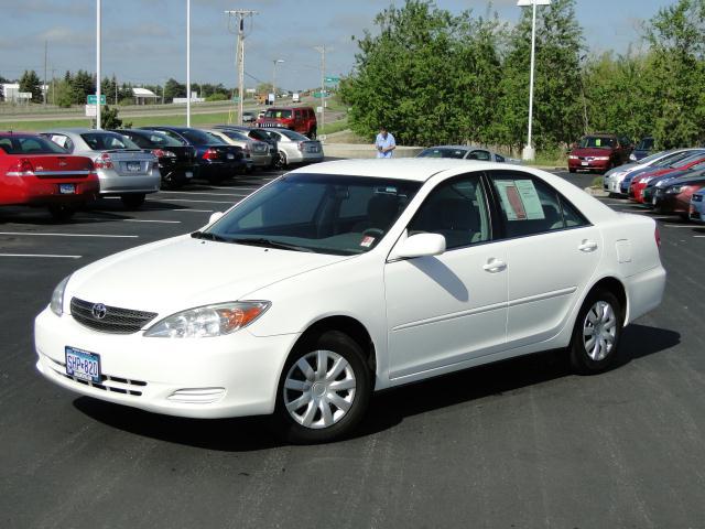 Photo of 2004 Toyota Camry