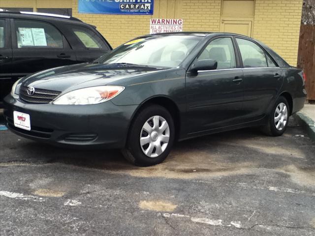 Photo of 2004 Toyota Camry