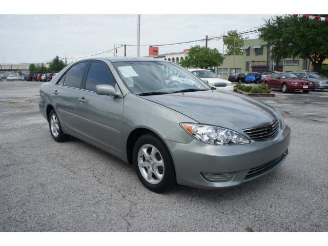 Photo of 2005 Toyota Camry