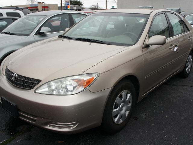 Photo of 2002 Toyota Camry